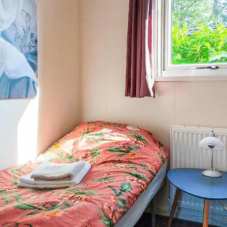 Pet Friendly In With Kitchen Vorden